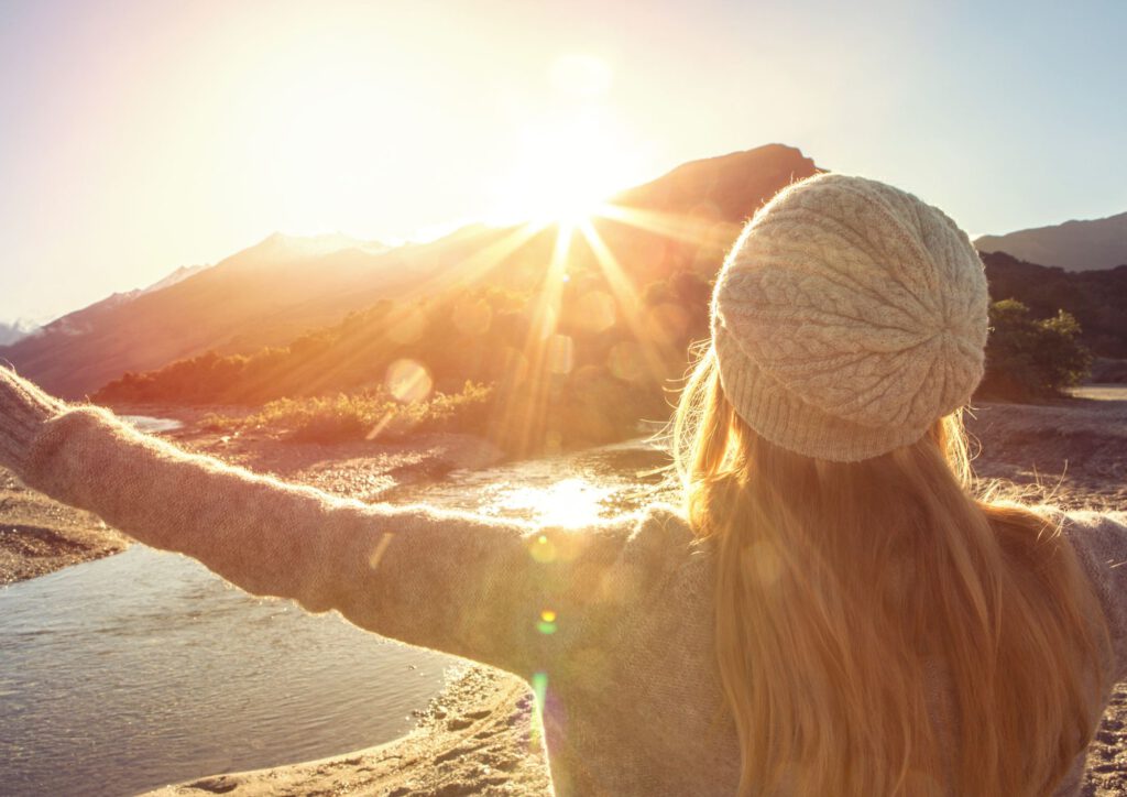 Mental Stark Gruppencoaching Foto Frau bei Sonnenaufgang